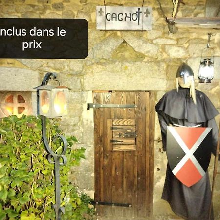 A L'Oree Du Parc Saint-Priest-des-Champs Екстериор снимка