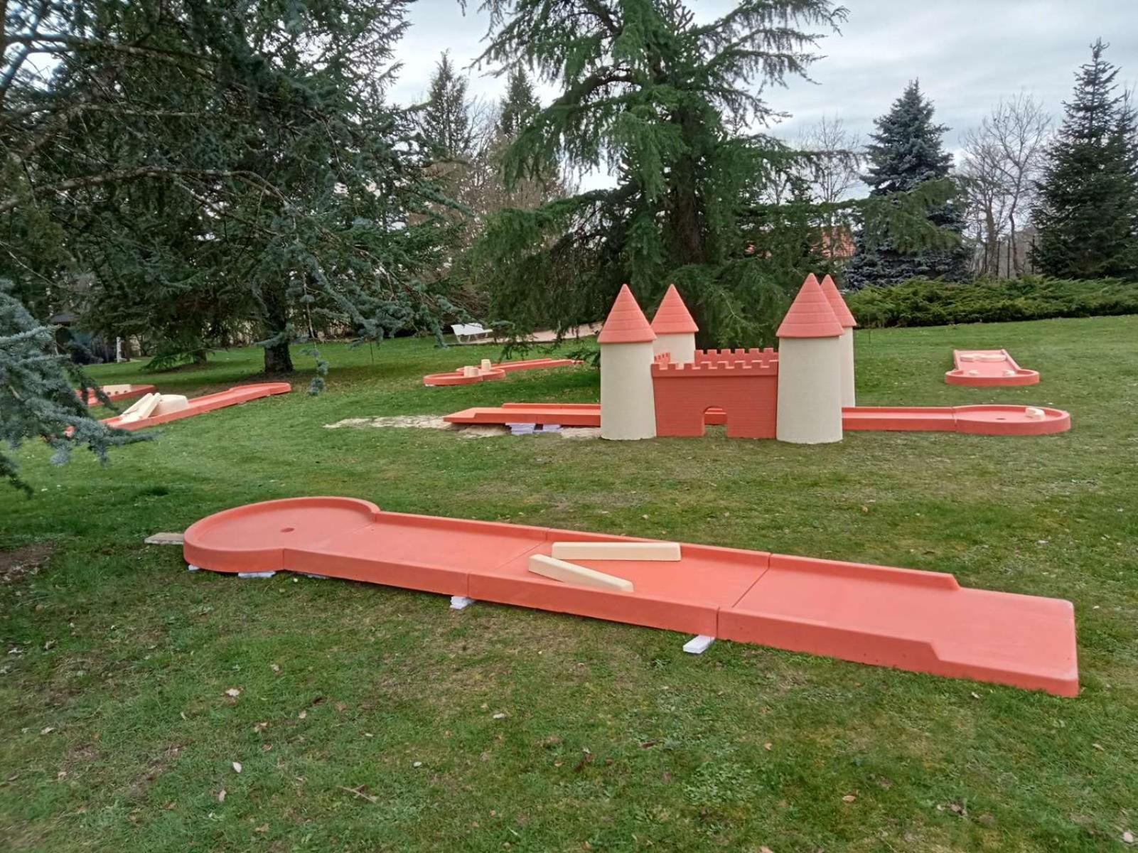 A L'Oree Du Parc Saint-Priest-des-Champs Екстериор снимка