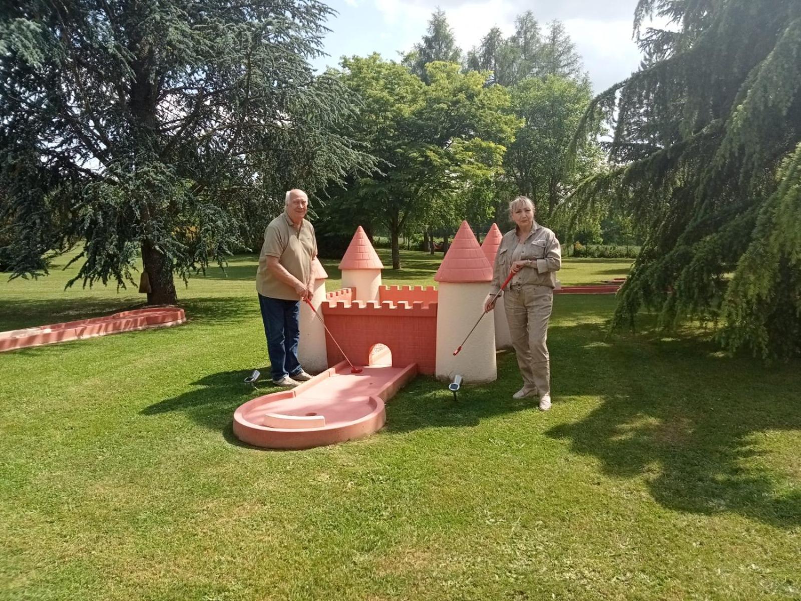 A L'Oree Du Parc Saint-Priest-des-Champs Екстериор снимка